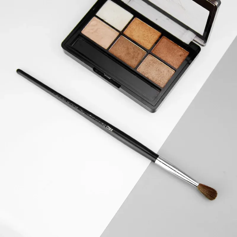 1 st Pro Precision Crease Makeup-borstar Ögonskugga #17 Sminkborste Detalj Ögonbasskugga trähandtag kosmetiska verktyg — image 3