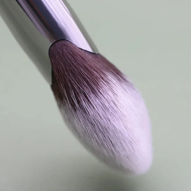 Sywinas Fan Brush Highlighter Soft Face Beauty Painting Powder Foundation Blush Bronzer Blending Makeup Brushes