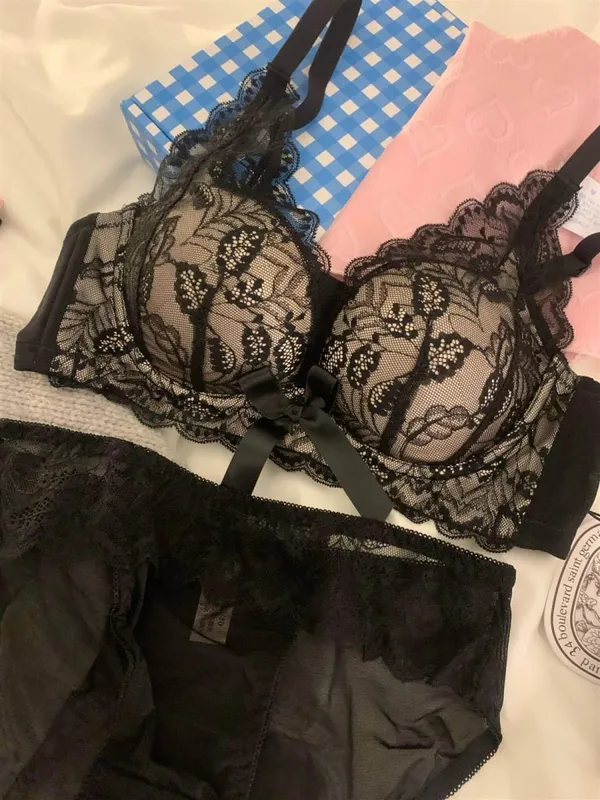 Hettsäljande trådlös spetsbh Dam Liten byst Tjock Vadderad Push Up Lift Anti Sag Sidostöd Sexiga underkläder 32‑38 AB