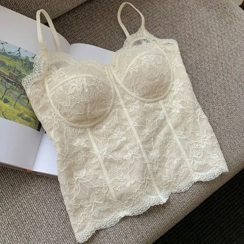 Elegant Fleece-lined Women Winter Camisole Retro Lace Floral Sleeveless Tank Tops with Chest Pad Slim Camis Crop Tops Women Girl