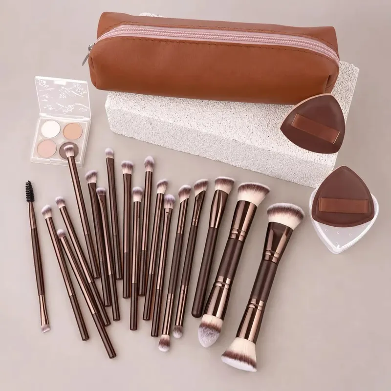 Cestovní sada štětců na make-up s pouzdrem 20 ks Sada na líčení Multifunkční základní 18 ks štětců na make-up Foundation Powder Blush