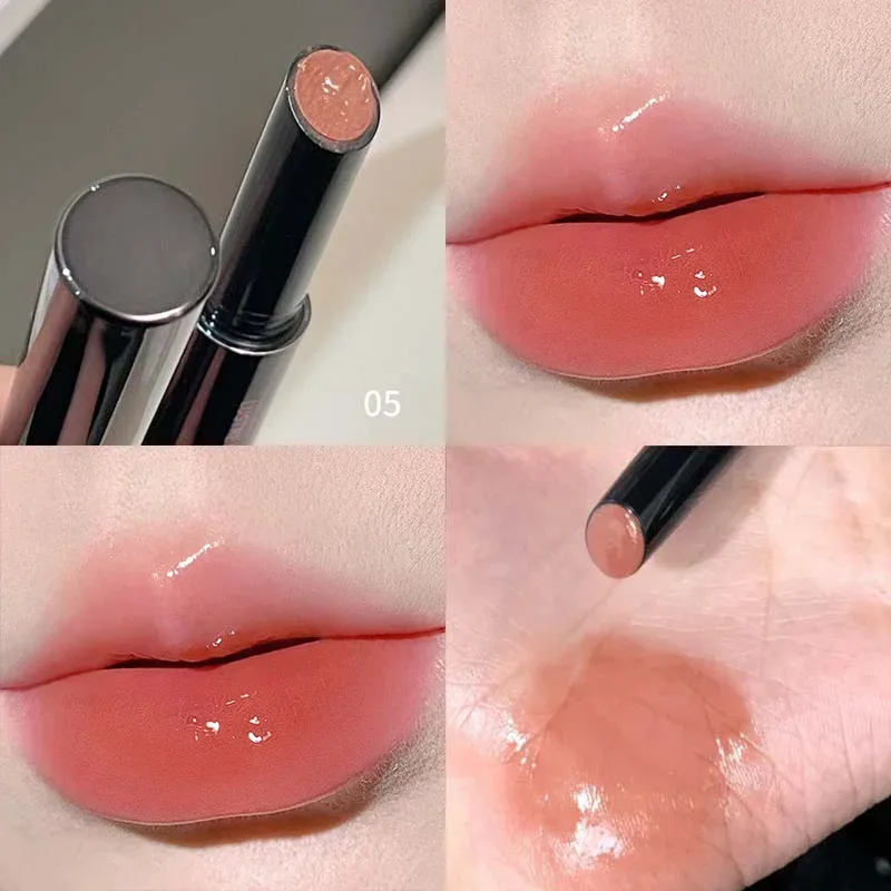 미러 립스틱은 매끄러운 질감의 풍부한 컬러와 필름 형성으로 건조해지거나 들러붙지 않고 촉촉하고 입술이 탱탱해집니다. — image 12