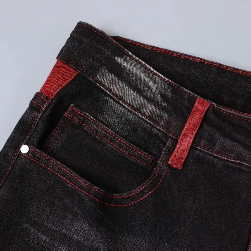 Vaqueros elásticos negros para hombre para primavera y otoño Pantalones vaqueros con detalles rasgados rojos Tallas asiáticas 28–42. — image 3