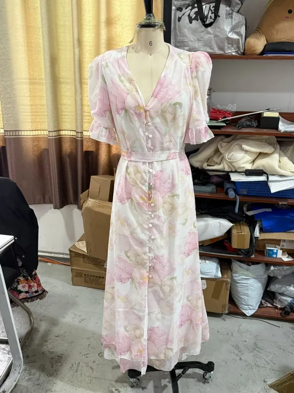 Pakaian Maxi Chiffon Cetak Bunga-bungaan Wanita Lengan Panjang V-leher Dalaman Romantik Gaun Potong Renda Tinggi Rendah 2026 Gaun Wanita Elegan Musim Panas — image 12