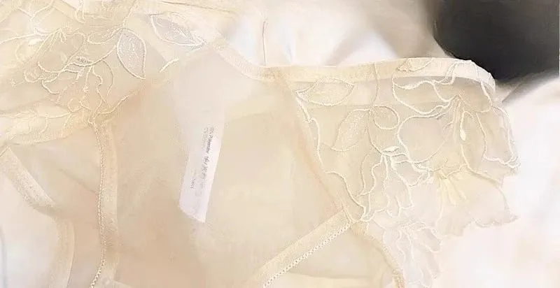 French Embroidery Lace Bralette Wireless Triangle Cup Bra for Women Elegant Underwear Set Thin Straps Small Chest Cover MOYISU