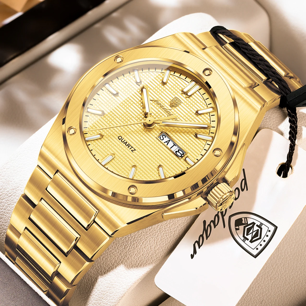 696 Gold Gold