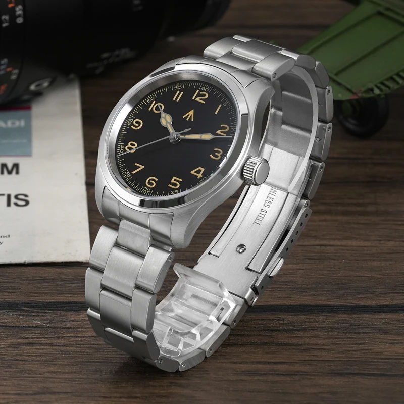 Militado ML08 Quartz Watch VH31 Movement Steel Strip Sapphire Crystal Vintage Watch 10Bar Waterproof BGW9 Luminous Mens Watch