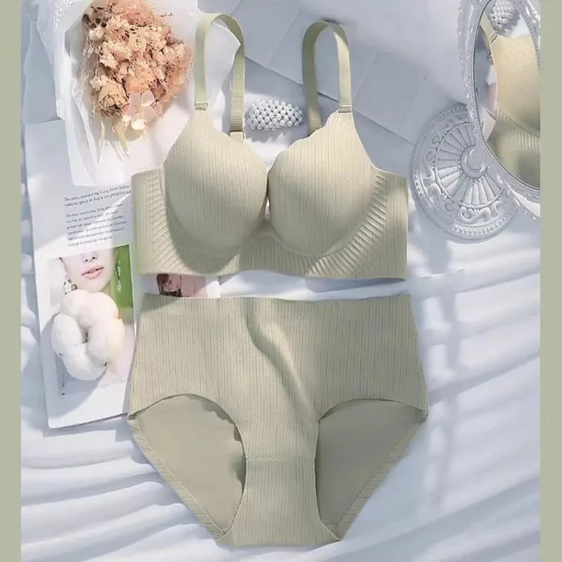 Conjunto de lencería cómodo y acolchado grueso para mujer, sin aros, sin costuras, Color sólido, soporte de realce diseñado para busto más pequeño — image 4