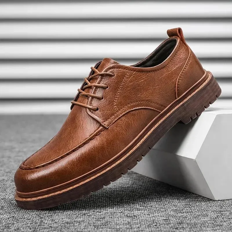 Autumn New Men Leather Casual Shoes Brogue Luxurious Handmade Genuine Leather Work Boots Business Casual Sneakers — image 2