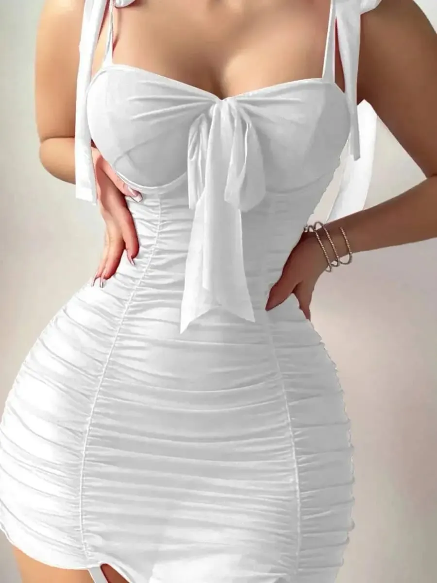 Sexy Bowknot Solid Color Dress Pambabae Thigh Black Silk Wrap Hip Para sa Babae Backless Deep V Suspender Walang manggas na Mini Dress BAUF — image 4