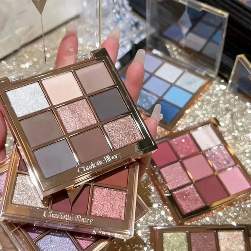 Paletka očních stínů Charlotte Tilbury Saténový matný třpytivý a metalický povrch Snadno použitelný CT 2026 Trendy očního vzhledu s 9 odstíny — image 2