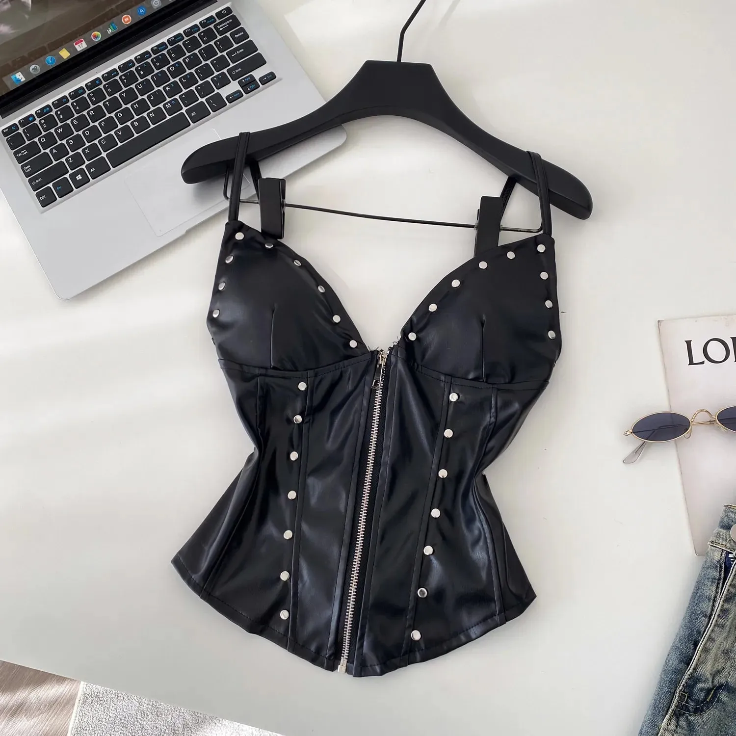 Chic sexy PU basic Camis Fashion Tank Top Women Summer Crop Top Bodysuits Hotsweet Streetwear — image 4