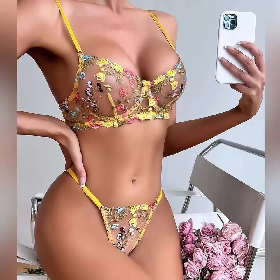 Embroidered Floral Contrast Lingerie Set with Underwire Bra and Thong — image 4