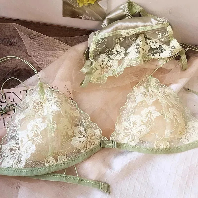French Niche Lingerie Set Embroidered Mesh Triangle Cup Wireless Bralette Retro Lace Thin Sexy Comfortable Bra USA Tushy MOYISU — image 2