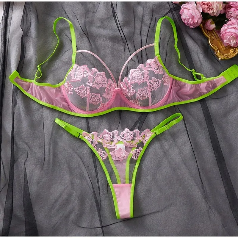 Women Lingerie Thong Outfit Sexy Transparent Mesh Bra Delicate Floral Lace Sheer Elegant Fashion Apparel Daily Ladies Underwear
