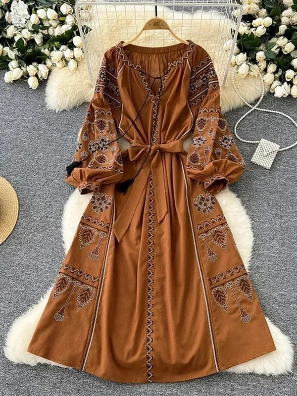 Boheemse Retro Etnische Stijl Jurk Dames Nieuwe Lente Herfst Geborduurde Lace Up Lantaarn Mouwen Taille Cinching Lange Jurk A155 — image 4