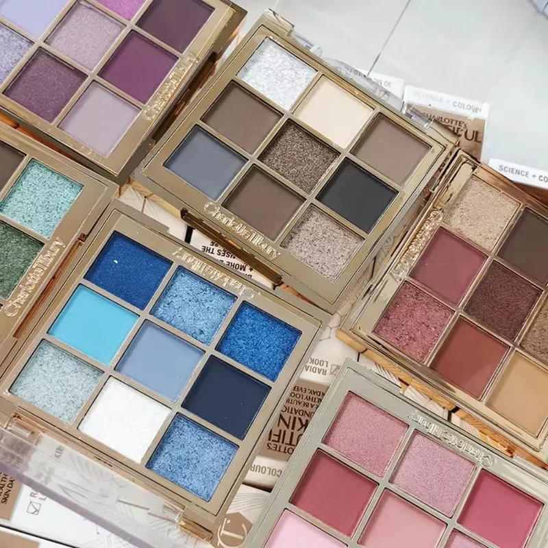 Paletka očních stínů Charlotte Tilbury Saténový matný třpytivý a metalický povrch Snadno použitelný CT 2026 Trendy očního vzhledu s 9 odstíny — image 4