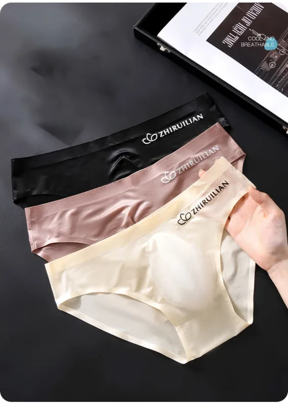 Men Ice Silk Briefs Ultra-thin Seamless Sexy Panties Male Quick Drying 3D Pouch Breathable Underwear Youth Underpants Slip Homme