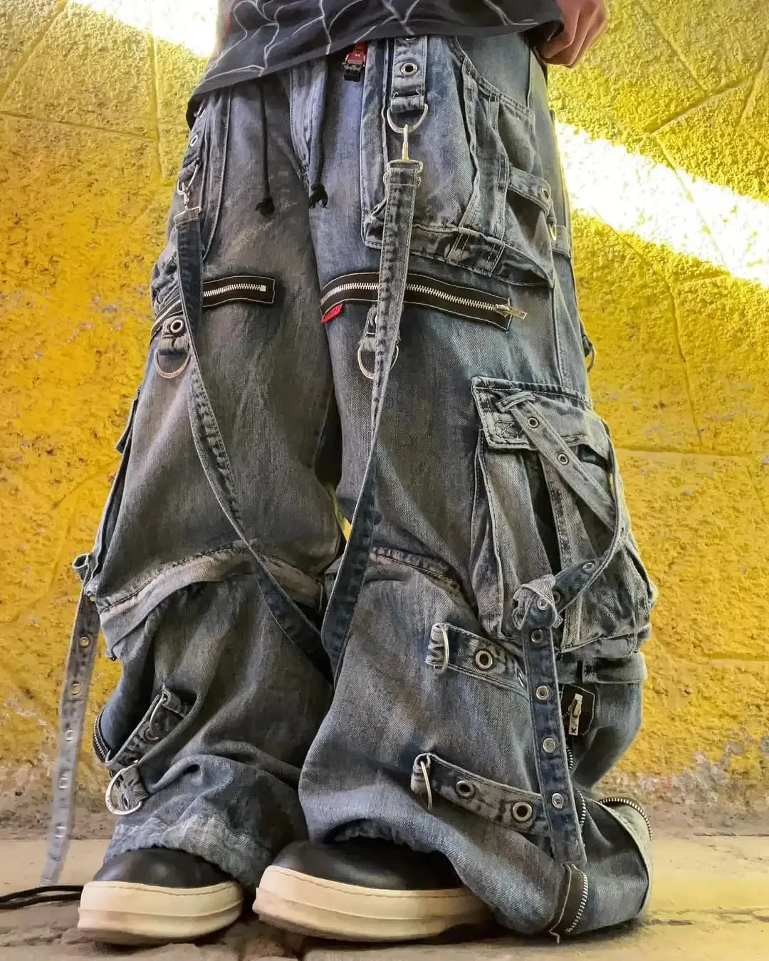Streetwear Casual Black Wide Leg Jeans Men Women Heavy Back Pocket Embroidery Detail Fashion Pants Loose Fit Soft Denim Y2K — image 11
