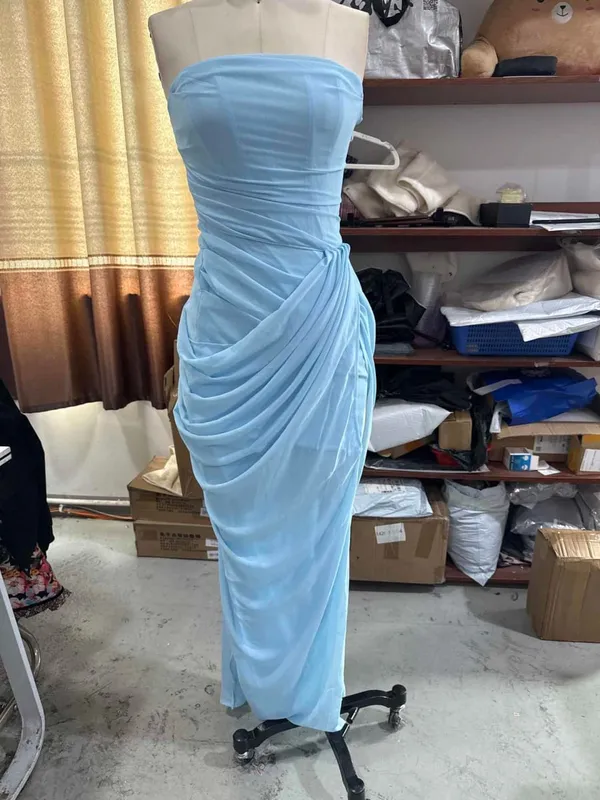 Dámské sexy jednobarevné plisované šaty dámské elegantní bez ramínek, bez ramínek, s vysokým pasem, rozděleným šatem 2026 letní večerní společenské šaty — image 10