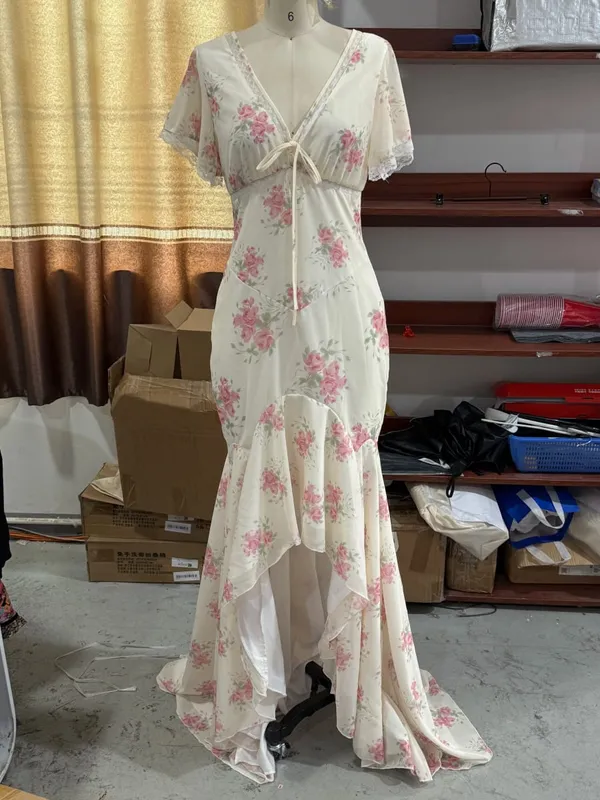 Pakaian Maxi Chiffon Cetak Bunga-bungaan Wanita Lengan Panjang V-leher Dalaman Romantik Gaun Potong Renda Tinggi Rendah 2026 Gaun Wanita Elegan Musim Panas — image 10