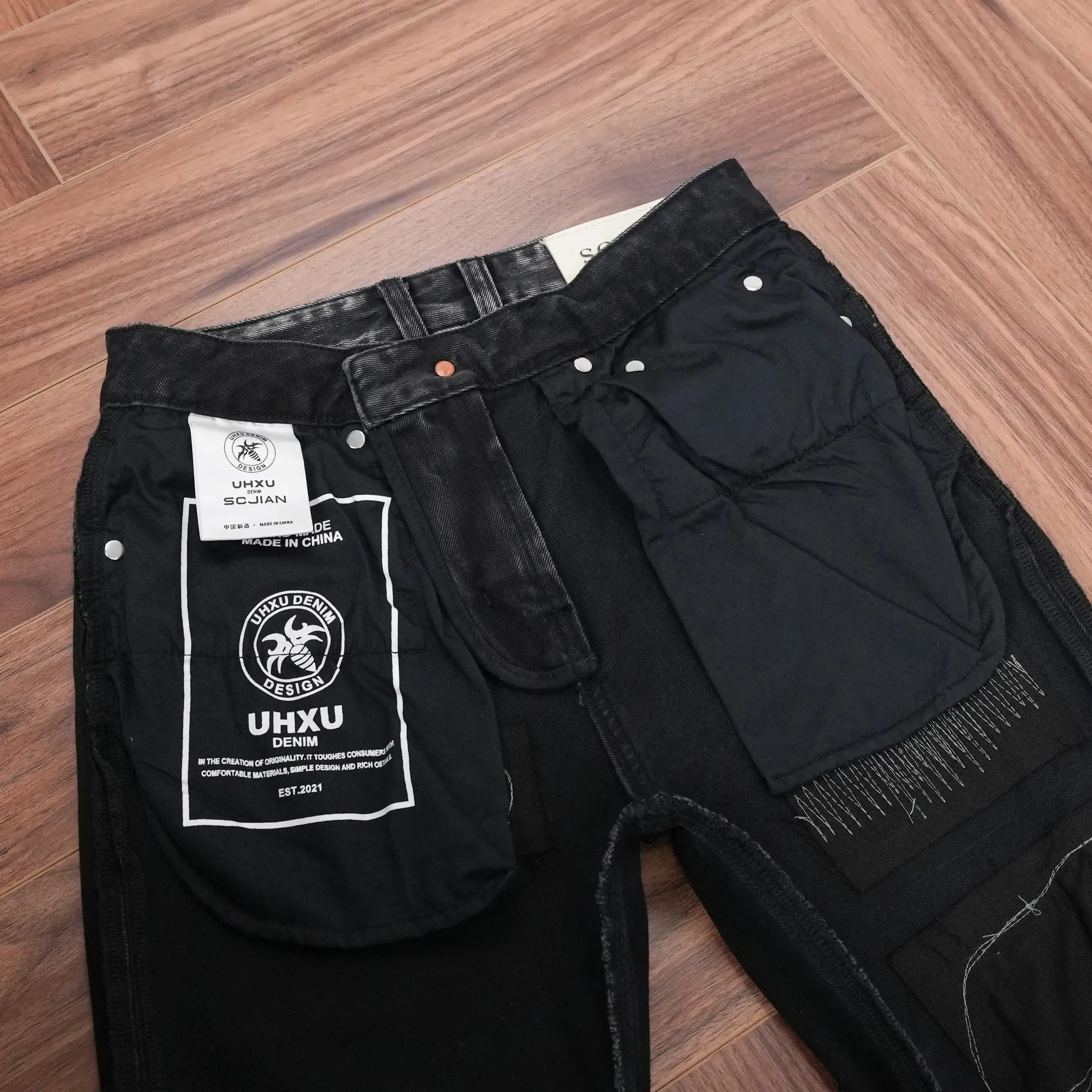 Spring Washed BlackGray Denim Jeans for Men Ripped Hole Distressed Design Regular Straight Leg Comfortable Trendy Casual Pants