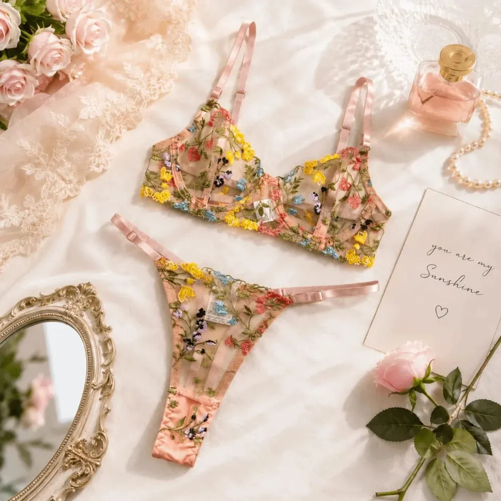 Sheer Intimates Transparent Lingeri Sæt Ultratyndt Elegant Broderi Blomster Undertøj Push Up Trusser BH Sæt Damer