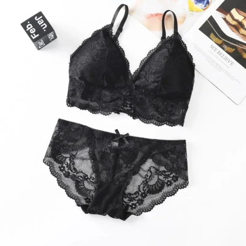 Lace Bra Set for Women Wirefree Bralette Front Criss‑Cross Floral Lace Underwear Sexy Lingerie 2‑Piece Bra And Panty Kit