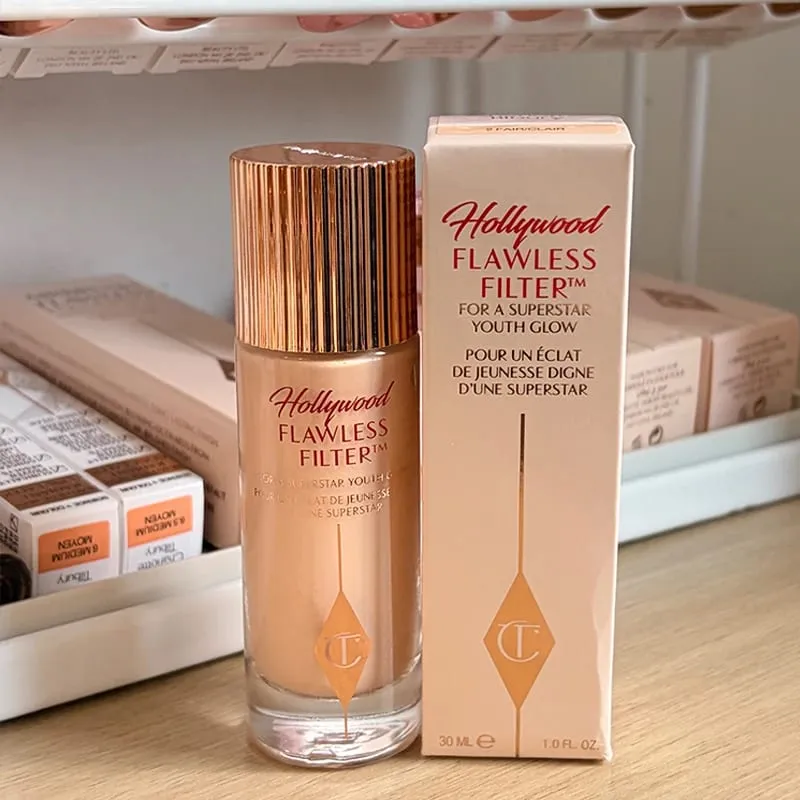 Yayasan Penyerlah Charlotte Tilbury CT Tekstur Berterusan Penyamar Menghidrat Mekap Mencerahkan Serbuk Padat — image 10