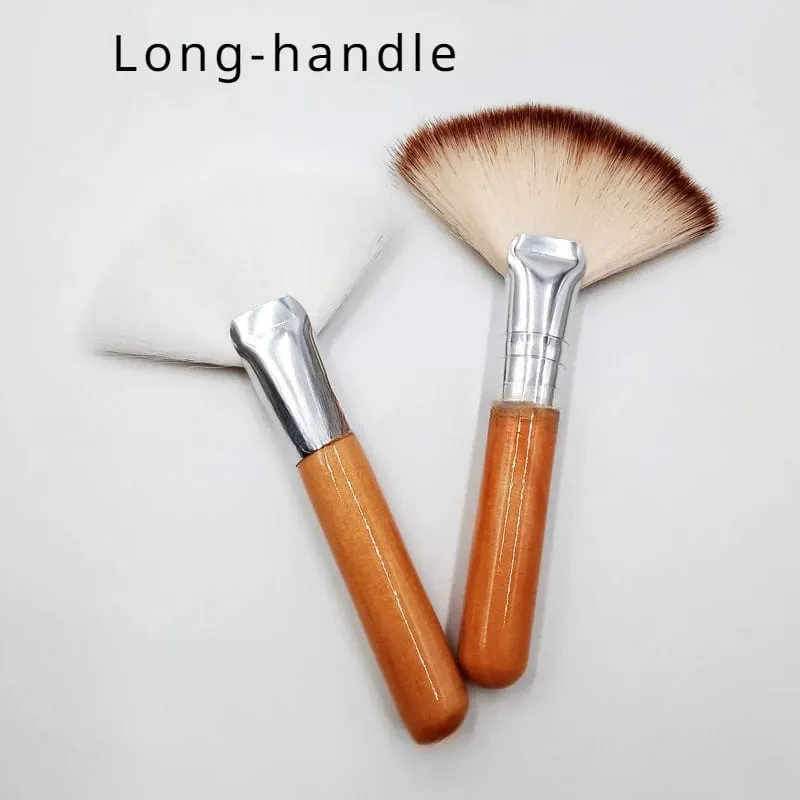 Mini escova de maquiagem suave esteticista limpeza cosmético pequeno branco curto punho de madeira escovas de fã de fibra sintética para facial — image 6