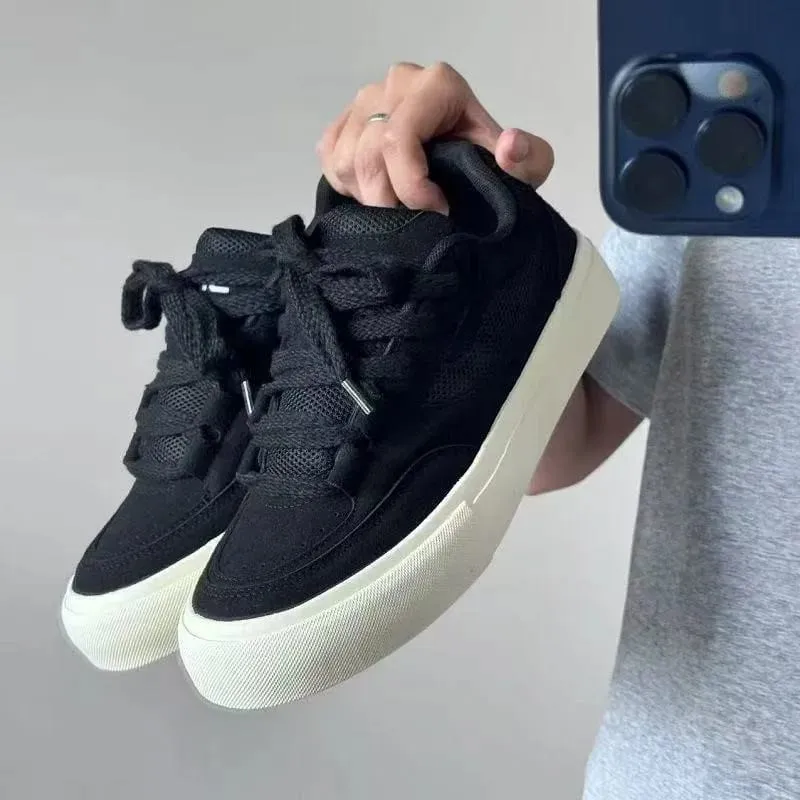 Men No Decor Canvas Shoes Pure Color Low Top Lace Up Casual Sneakers Resistant Flat Sole All Match Street Daily Shoes — image 2