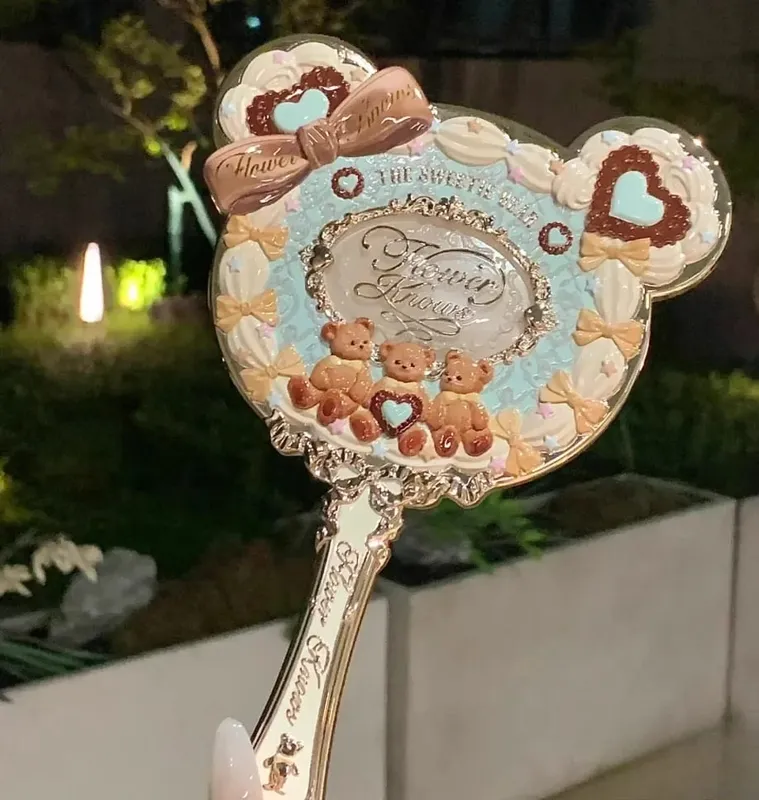פרח יודע מראת איפור כף יד כרית אוויר מסרק כל סדרת דפוס הקלה ערכת כלי איפור בצבע מוגבל