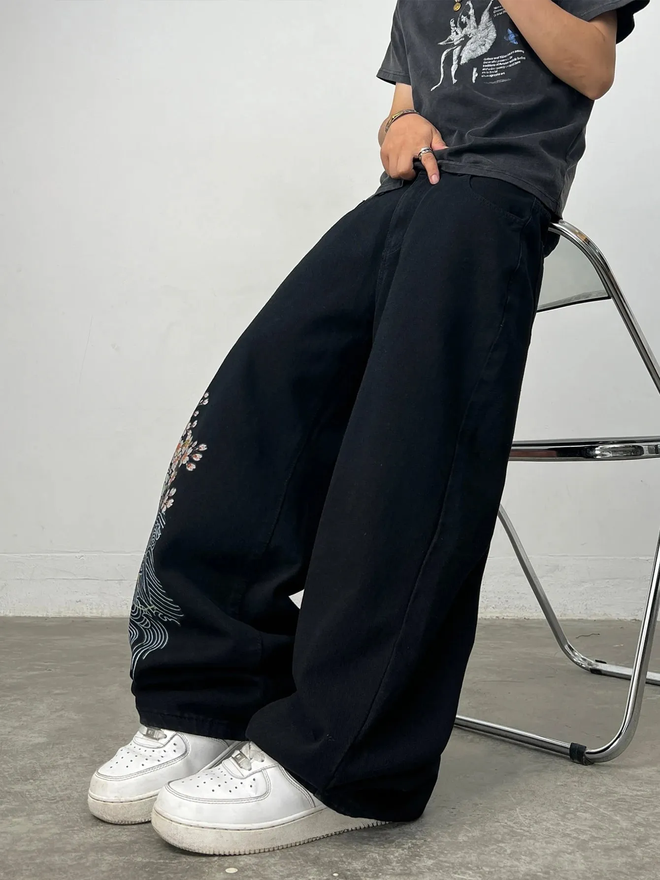 Men's Black Baggy Wide-Leg Jeans with Tiger Cherry Blossom and Wave Print Y2K Streetwear Hip-Hop Fashion Casual Versatile Pants — image 5