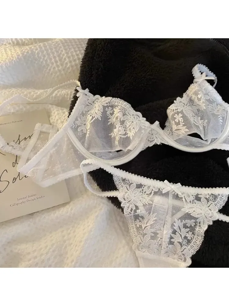 Ensemble de soutien-gorge demi-bonnet en dentelle parisienne - Lingerie d'été à armatures ultra fine avec découpes transparentes et sans éponge - Sexy French Desire