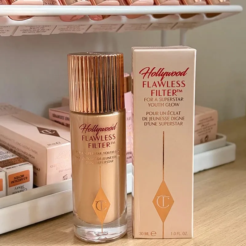 Yayasan Penyerlah Charlotte Tilbury CT Tekstur Berterusan Penyamar Menghidrat Mekap Mencerahkan Serbuk Padat — image 8