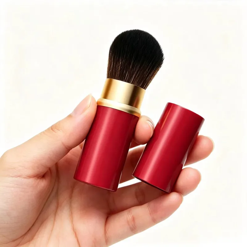 Conjunto de pincéis de maquiagem telescópicos portáteis prontos para viagem - alça de metal para pó de contorno blush tamanho compacto perfeito para On-the-G — image 8