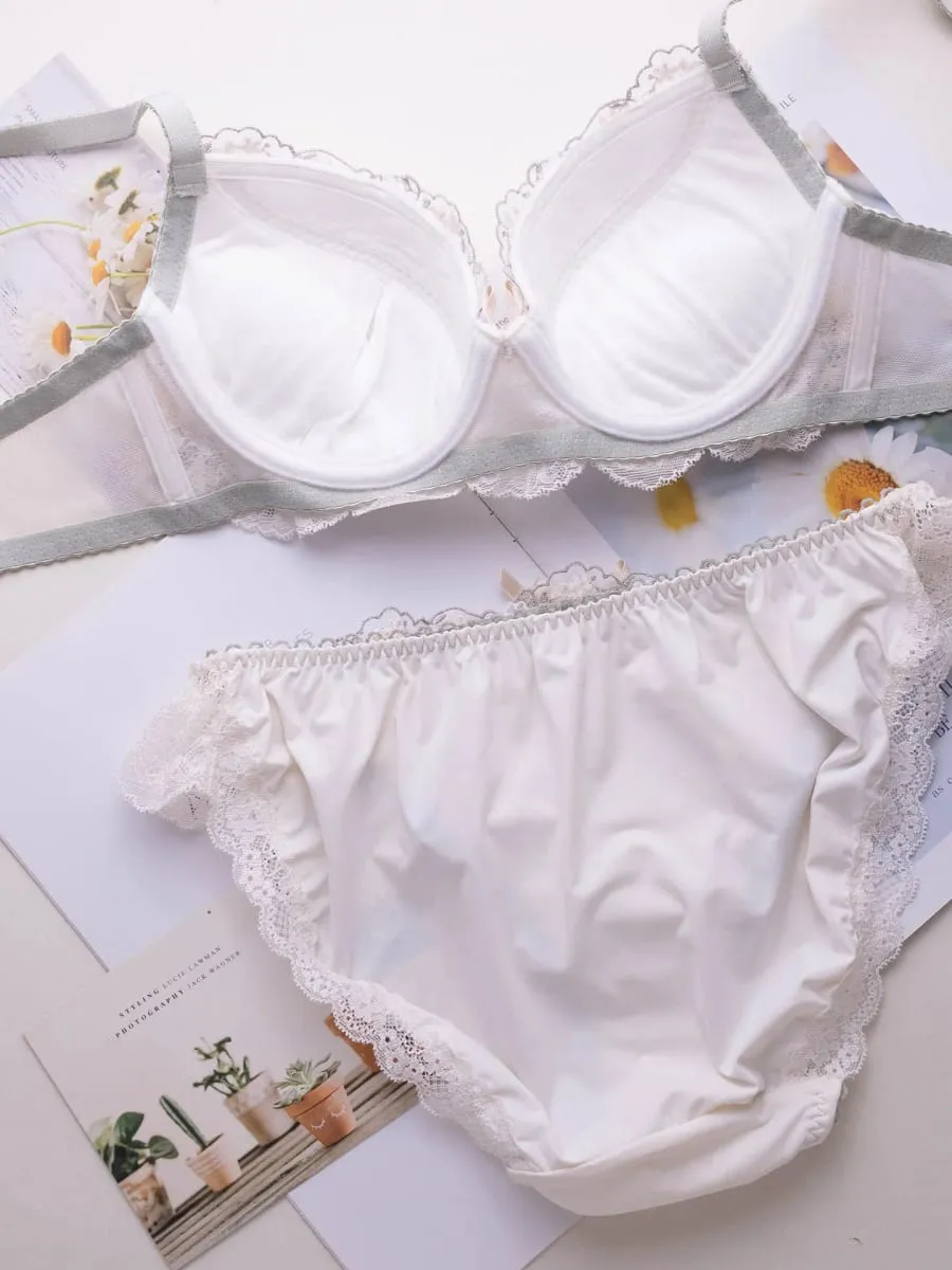 Süßes Dessous-Set im japanischen Stil mit dünnem, besticktem BH-Set mit flachen Körbchen und Scheiben Typ 2