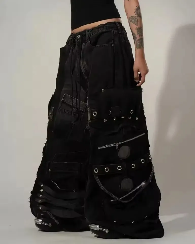 Y2K Black Oversized Cargo Jeans Men Heavy Strap Buckle Stud Zip Pocket Distressed Detail Streetwear Casual Wide Leg Fashion Pant