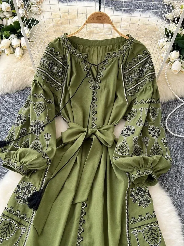 Boheemse Retro Etnische Stijl Jurk Dames Nieuwe Lente Herfst Geborduurde Lace Up Lantaarn Mouwen Taille Cinching Lange Jurk A155 — image 2