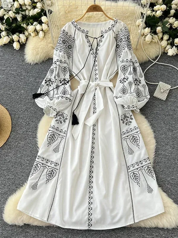 Boheemse Retro Etnische Stijl Jurk Dames Nieuwe Lente Herfst Geborduurde Lace Up Lantaarn Mouwen Taille Cinching Lange Jurk A155 — image 6