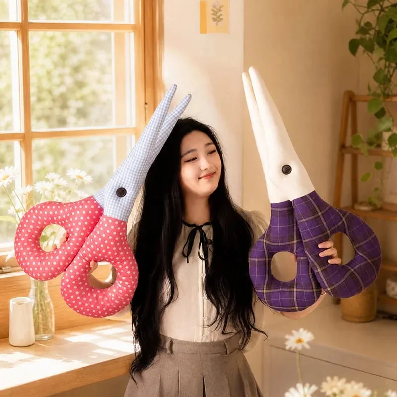 Scissors Plush Pillow Cos Gwen Cute Creative Simulation Cloth Scissors Stuffed Toy Soft Cushion Funny Stress Relief Gift — image 2