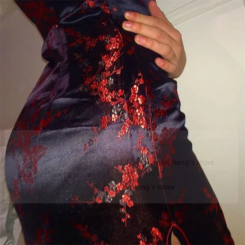 Chinese Stijl Vrouwen Draak Phenix Qipao Klassieke Rood Satijn Cheongsam Plus Size Korte Mouw Mini Jurk Vestidos 3XL 4XL 5XL 6XL — image 2