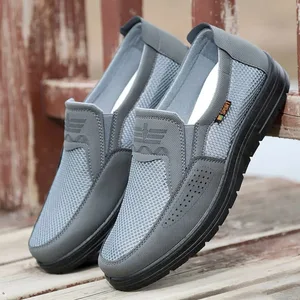 ​Herresko 2025 Sommer Uformelle Sneakers Pustende Mesh Chunky Såle Rimelig gratis frakt​