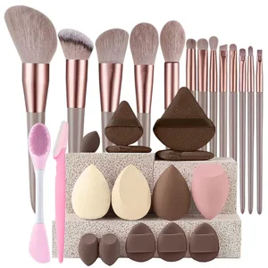 Meikkisiveltimet 8-29 kpl Meikkisarja Professional Naisten Kosmeettinen Pehmeä Puuterisivellin Luomiväri Foundation Full Set Travel Beauty Tool
