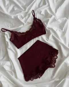 Conjunto de Sujetador de encaje bonito para mujer, combinación libre, sujetadores con Correa ajustable y bragas de cintura baja, conjuntos de lencería sencillos y elegantes de alta elasticidad