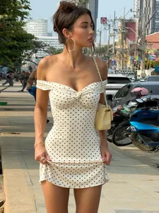 Whatiwear Abito di tendenza sexy Donna Stampa a pois Slash Neck Increspato Patchwork Senza maniche Moda Summer Street Party Mini aderente
