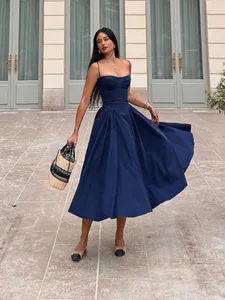 Suninheart Gaun Midi Tali Spaghetti Elegan Gaun Pesta A Line Ramping Gaun Liburan Ulang Tahun Kasual Biru Navy Pakaian Wanita
